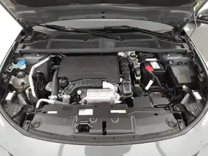 Photo 19 Peugeot 308  PureTech 130ch S&S EAT8