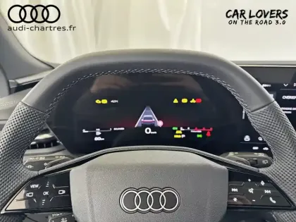 Photo 18 Audi Q5  TFSI 204 ch Hybride S tronic 7