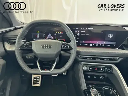 Photo 19 Audi Q5  TFSI 204 ch Hybride S tronic 7