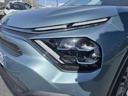 Photo 15 Citroën C4 e- 136 ch autonomie standard  Automatique