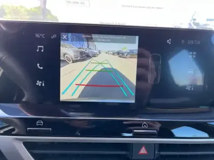 Photo 39 Citroën C4 e- 136 ch autonomie standard  Automatique