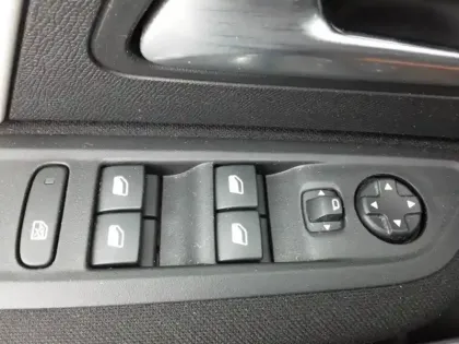 Photo 17 Citroën C4  PureTech 130 S&S BVM6