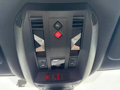 Photo 62 DS DS 7 Gén. I Ph1 NG Louvre 5