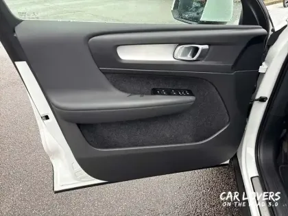 Photo 22 Volvo Xc40  T4 Recharge 129+82 ch DCT7