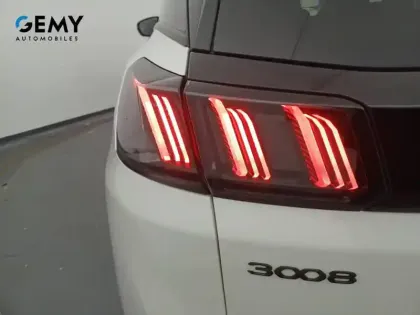 Photo 21 Peugeot 3008  Hybrid 225 e-EAT8