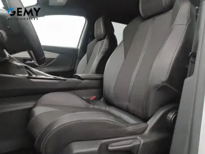 Photo 8 Peugeot 3008  Hybrid 225 e-EAT8