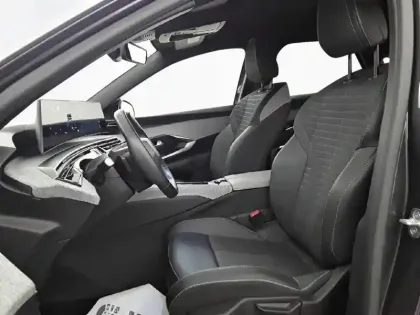 Photo 10 Peugeot 3008  Hybrid 136 e-DCS6