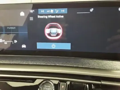 Photo 27 Peugeot 3008  Hybrid 136 e-DCS6