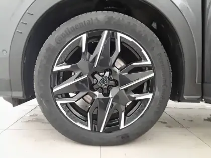 Photo 12 Peugeot 3008  Hybrid 136 e-DCS6