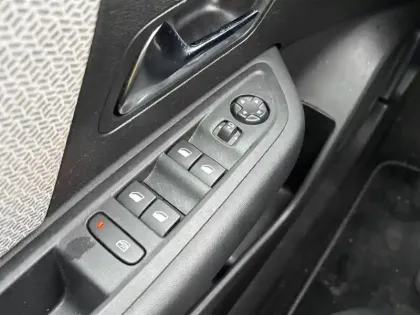 Photo 28 Citroën C4  BlueHDi 130 S&S EAT8