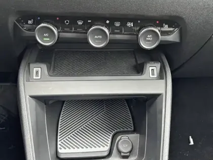 Photo 22 Citroën C4  BlueHDi 130 S&S EAT8