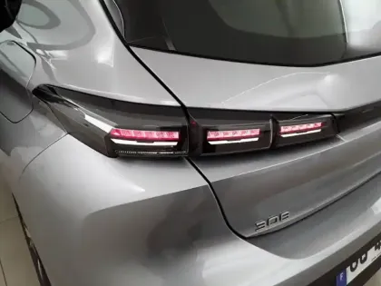 Photo 36 Peugeot 308 Gén. III Ph1 Active Pack 5