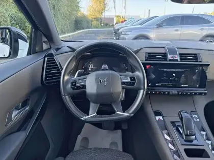 Photo 8 DS DS 7 DS7 Crossback PureTech 180 EAT8