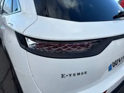 Photo 16 DS Ds 7 DS7 Crossback Hybride E-Tense 225 EAT8