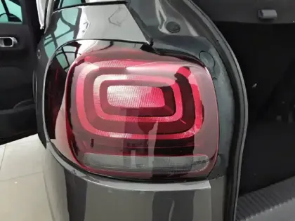 Photo 7 Citroën C3 Aircross Gén. I Ph2 Feel Pack 5