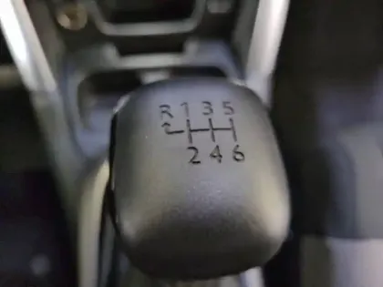 Photo 13 Citroën C3 Aircross  PureTech 110 S&S BVM6