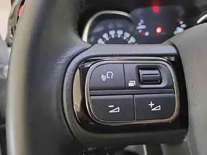 Photo 26 Citroën C3 Aircross  PureTech 110 S&S BVM6