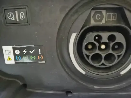 Photo 62 DS DS 7 DS7 Crossback Hybride E-Tense 225 EAT8