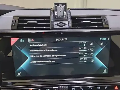 Photo 47 DS DS 7 DS7 Crossback Hybride E-Tense 225 EAT8