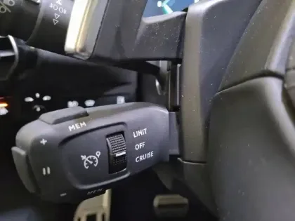 Photo 54 DS DS 7 DS7 Crossback Hybride E-Tense 225 EAT8