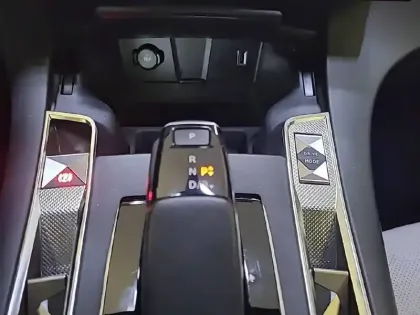 Photo 88 DS DS 7 Gén. I Ph1 NG Rivoli 5