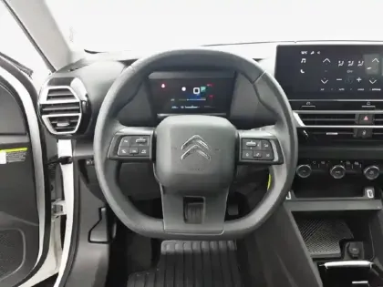 Photo 31 Citroën C4 e- 136 ch Automatique