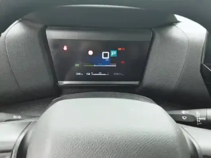 Photo 9 Citroën C4 e- 136 ch Automatique