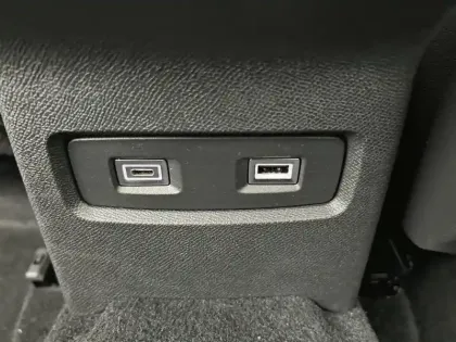 Photo 54 Citroën C4 e- 136 ch autonomie standard  Automatique