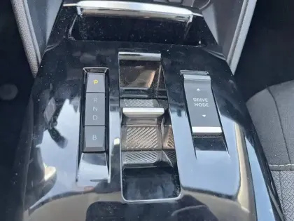 Photo 13 Citroën C4 e- 136 ch autonomie standard  Automatique