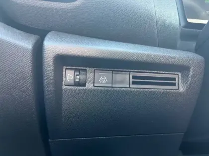 Photo 17 Citroën C4 e- 136 ch autonomie standard  Automatique