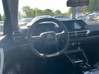 Photo 8 Citroën C4 e- 136 ch autonomie standard  Automatique