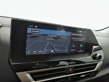 Photo 21 Citroën C4  Hybride 136 e-DCS6