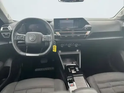 Photo 28 Citroën C4  Hybride 136 e-DCS6