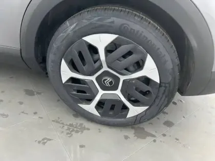 Photo 33 Citroën C4  Hybride 136 e-DCS6