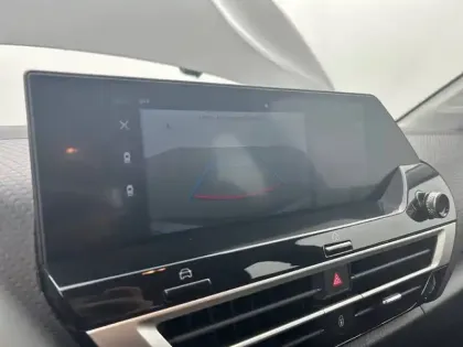 Photo 41 Citroën C4  Hybride 136 e-DCS6