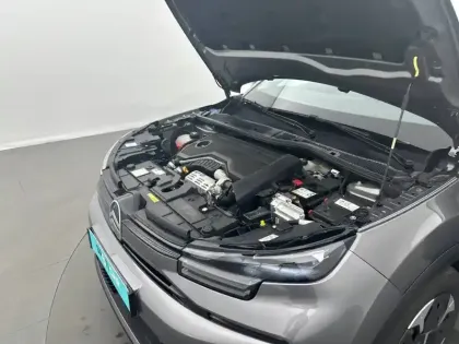 Photo 35 Citroën C4  Hybride 136 e-DCS6