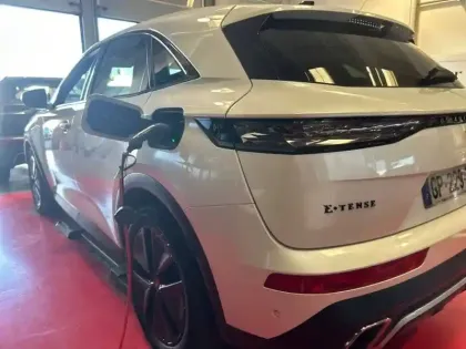 Photo 18 DS Ds 7  Hybride Rechargeable E-Tense 225 EAT8