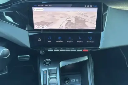 Photo 18 Peugeot 308  PHEV 225 e-EAT8