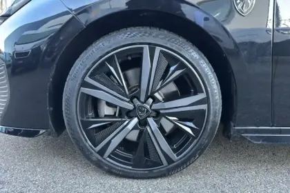 Photo 11 Peugeot 308  PHEV 225 e-EAT8