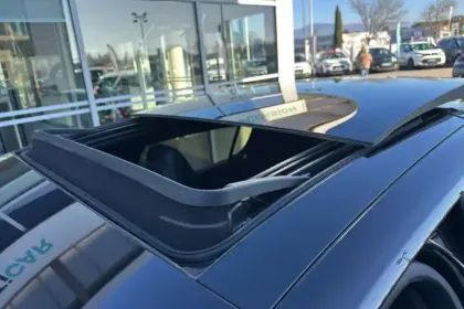 Photo 27 Peugeot 308  PHEV 225 e-EAT8