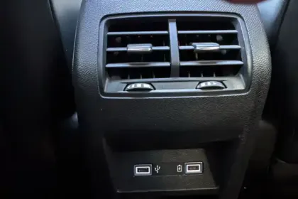 Photo 23 Peugeot 308  PHEV 225 e-EAT8