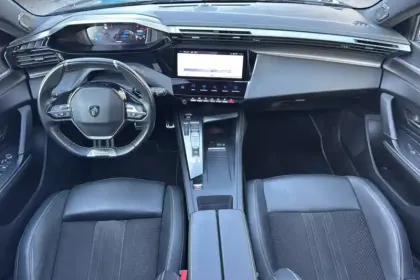 Photo 14 Peugeot 308  PHEV 225 e-EAT8