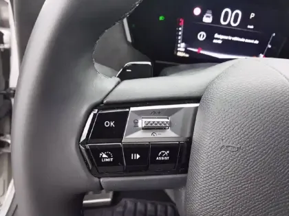 Photo 19 DS DS 4  BlueHDi 130 EAT8