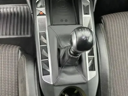 Photo 38 DS DS 3 DS3 Crossback PureTech 100 BVM6