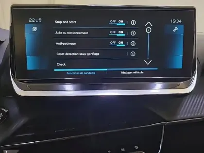 Photo 20 Peugeot 2008  PureTech 130 S&S EAT8