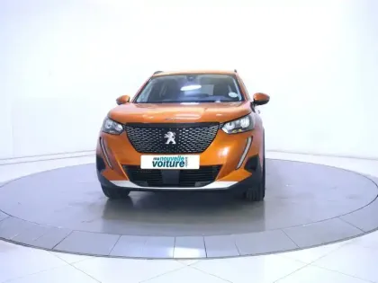 Photo 33 Peugeot 2008  PureTech 100 S&S BVM6