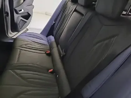 Photo 33 DS DS 4  PureTech 130 EAT8