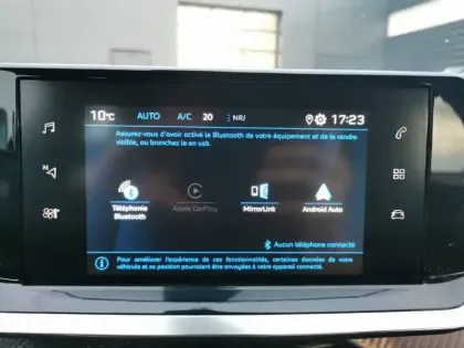 Photo 16 Peugeot 2008  PureTech 100 S&S BVM6