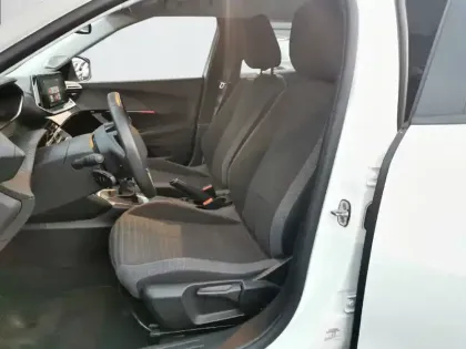 Photo 9 Peugeot 2008  PureTech 100 S&S BVM6