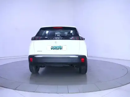 Photo 25 Peugeot 2008  PureTech 100 S&S BVM6